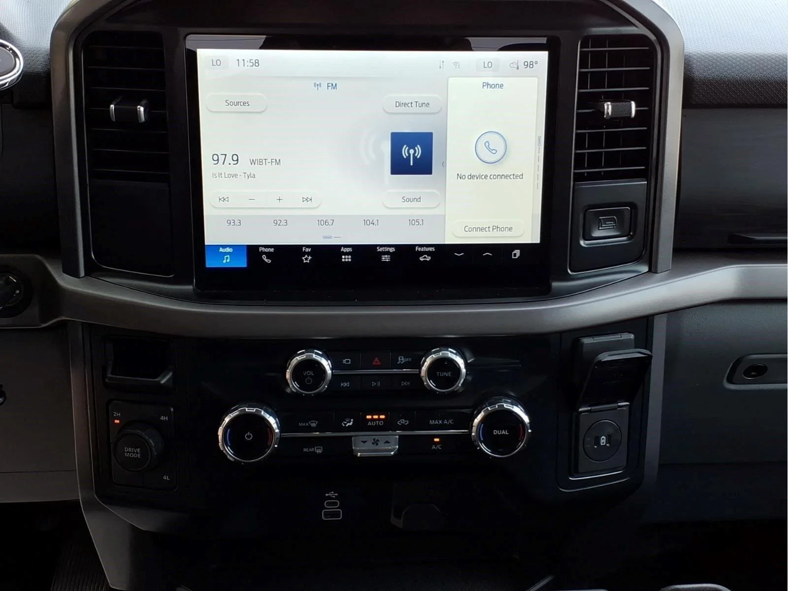 Used 2025  Ford XLT image 13