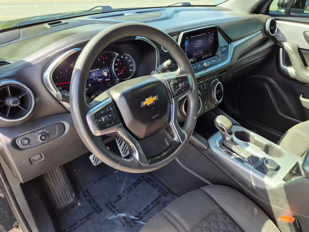 Used 2021 Black Chevrolet LT image 25