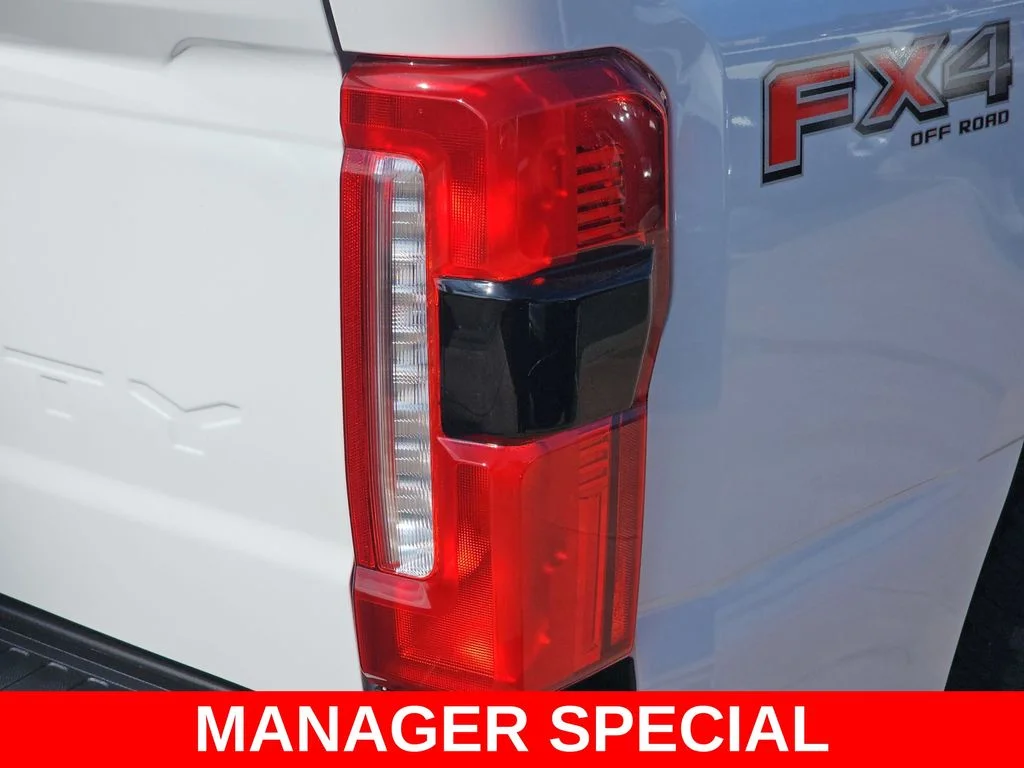 New 2026 Star White Metallic Tri-Coat Ford F-250® Platinum® image 41