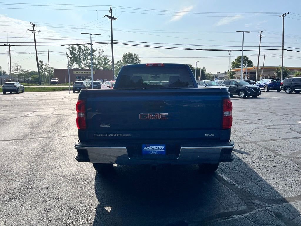 Used 2019 Stone Blue Metallic GMC SLE image 5