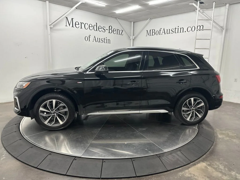 Used 2022 Black Audi 45 S line Premium image 4