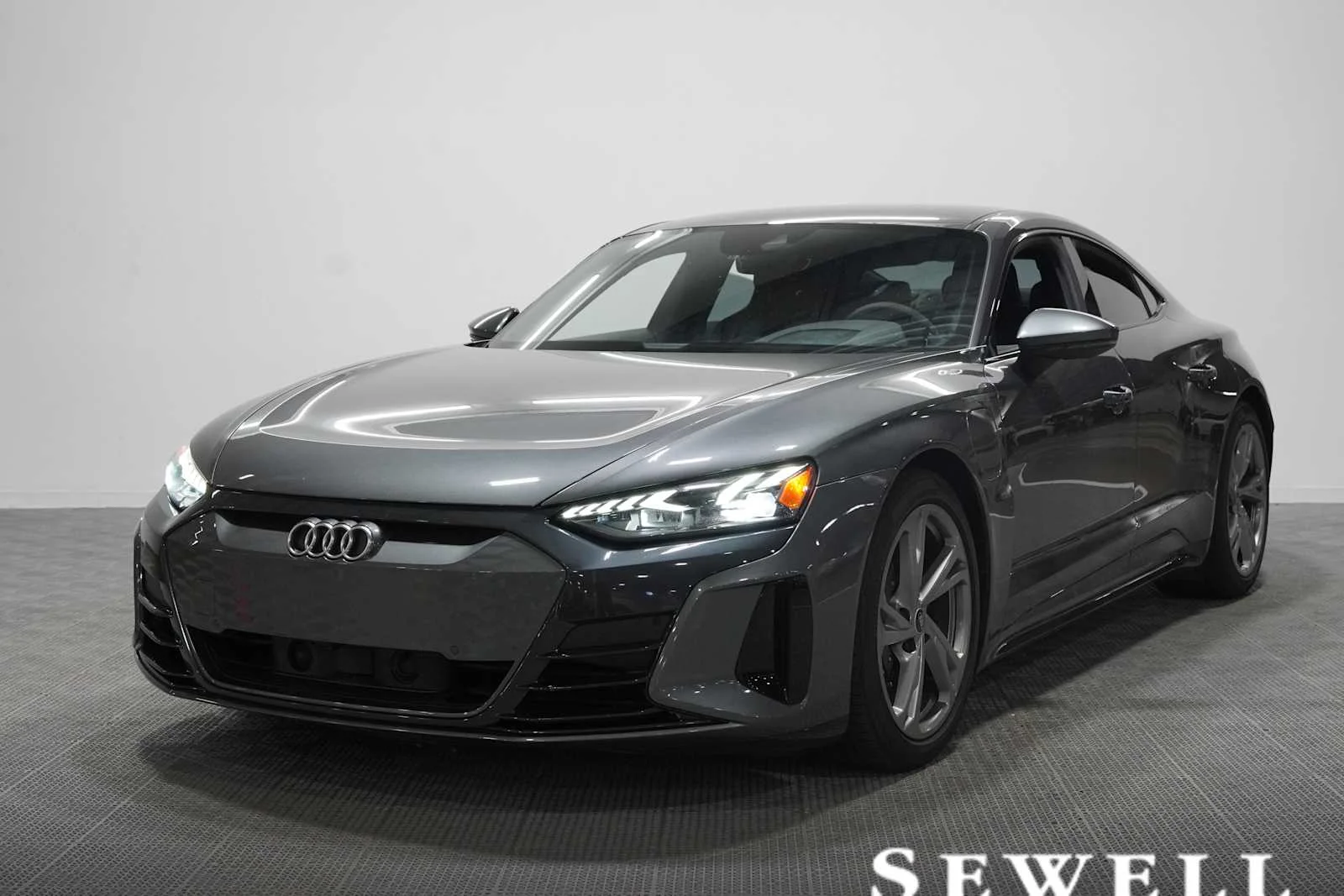 Used 2023 Daytona Gray Pearl Effect Audi Premium Plus image 1