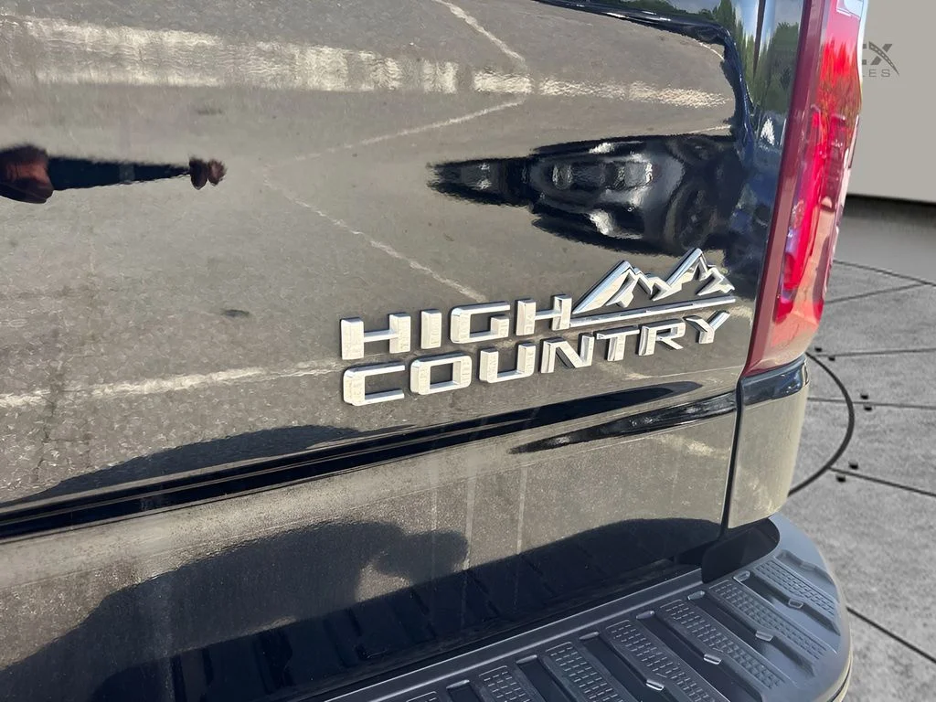 Used 2023 Black Chevrolet High Country image 22