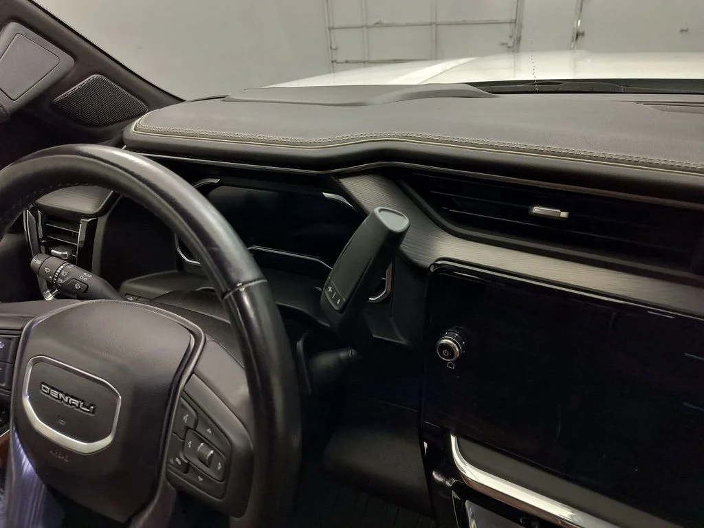 2024 GMC Sierra 3500HD Denali Ultimate - Photo 17