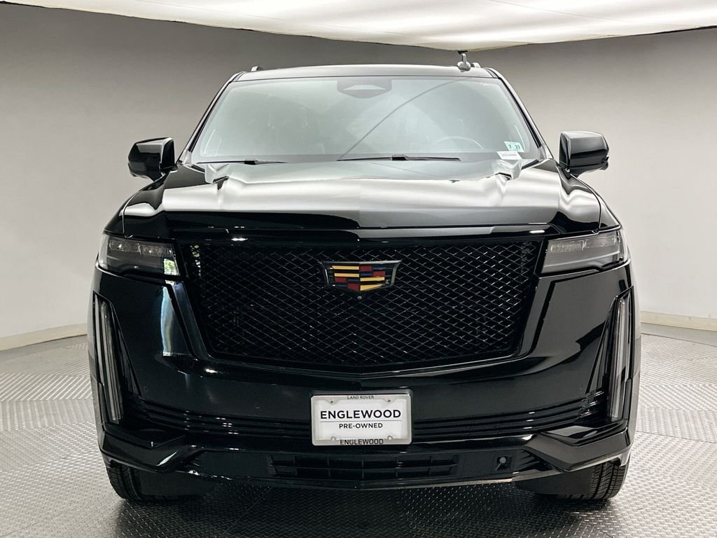 Used 2022 Black Raven Cadillac Sport image 16