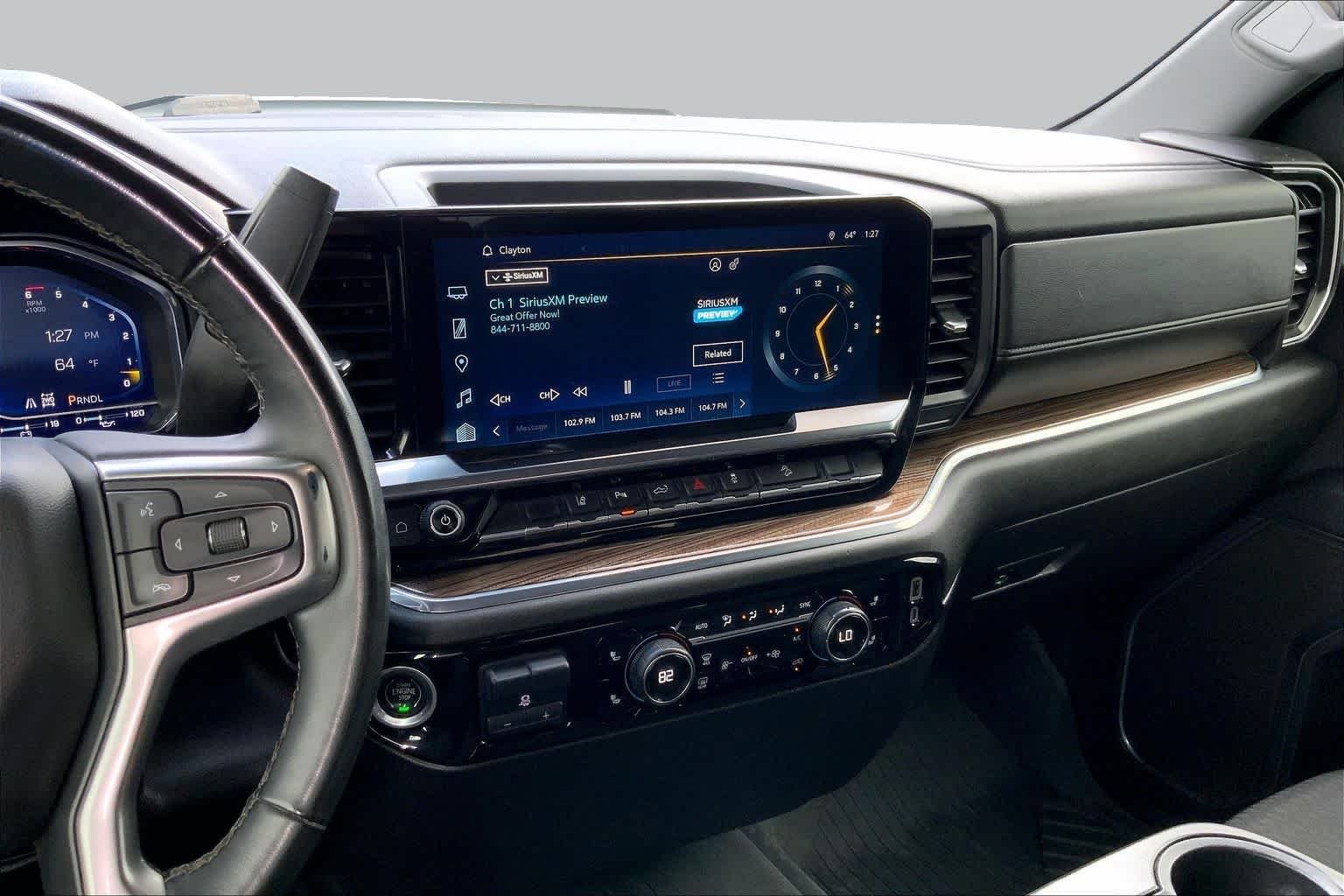 Used 2024 Summit White Chevrolet LT image 7