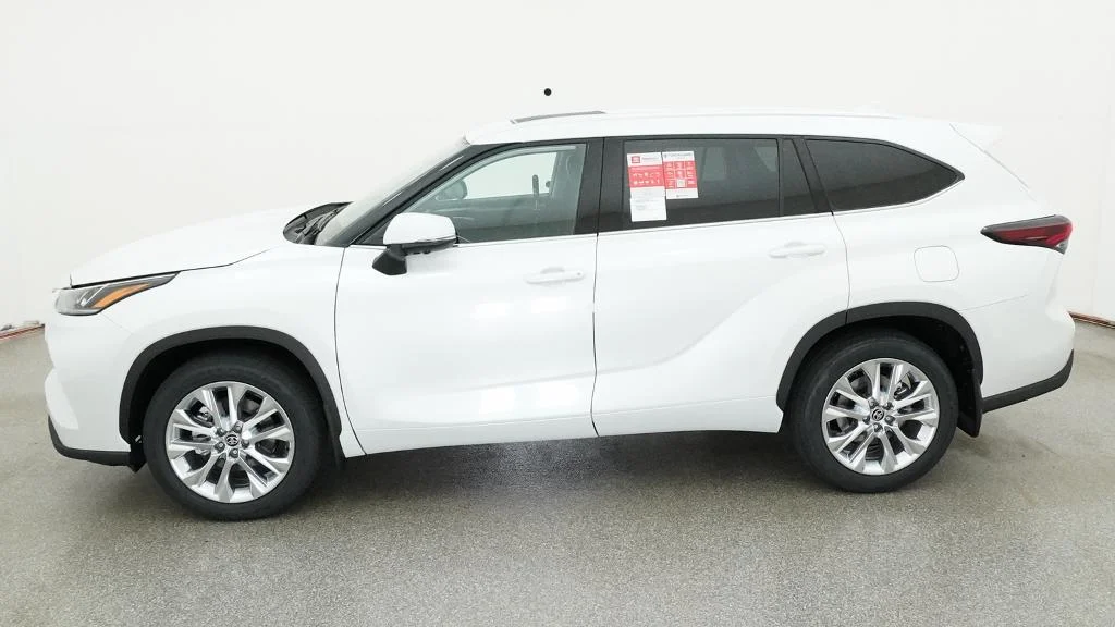 New 2026 Wind Chill Pearl Toyota Limited image 3