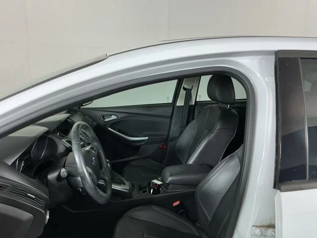 Used 2013 White Ford SE image 10