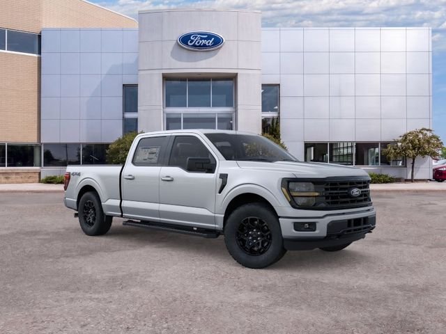New 2026 Silver Metallic Ford XLT image 7