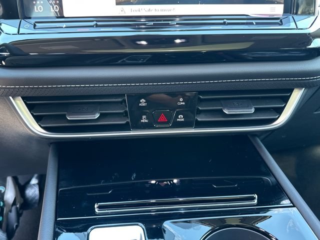 New 2026 Black Volkswagen 2.0T SE w/Technology image 24