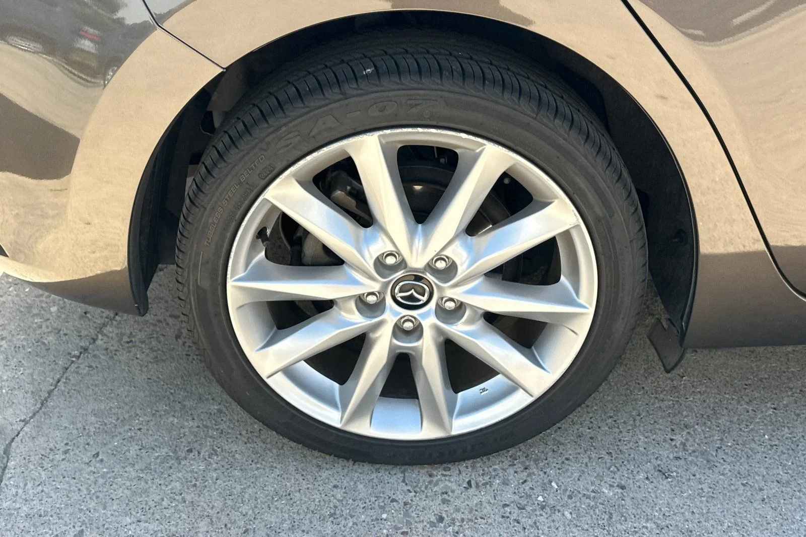 Used 2017 Silver Mazda Touring 2.5 image 3