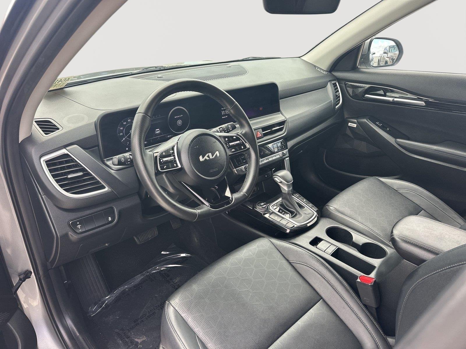 Used 2024 Steel Gray Kia SX image 8
