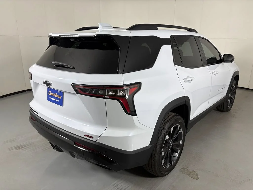 New 2026 Polar White Tricoat Chevrolet RS image 10