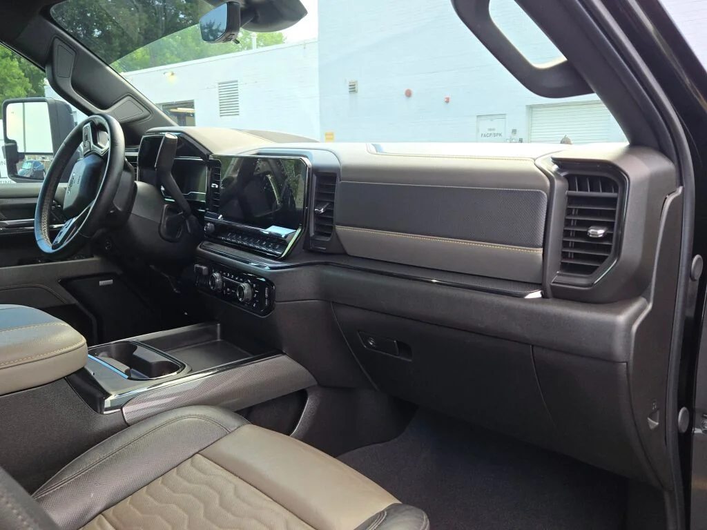 Used 2024 Black Chevrolet ZR2 image 7
