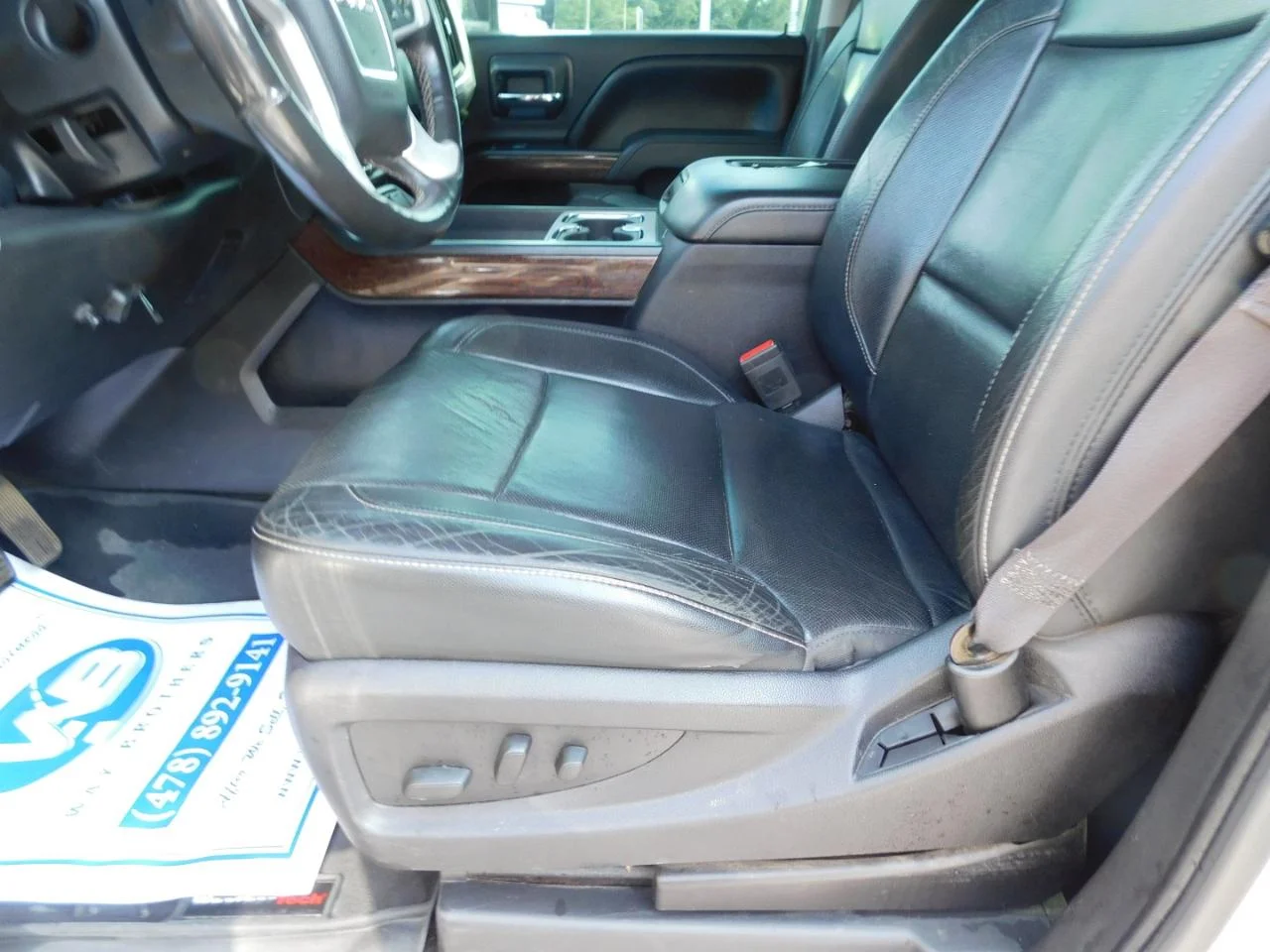 Used 2016 White GMC 4WD Crew Cab 143.5 in SLT image 29