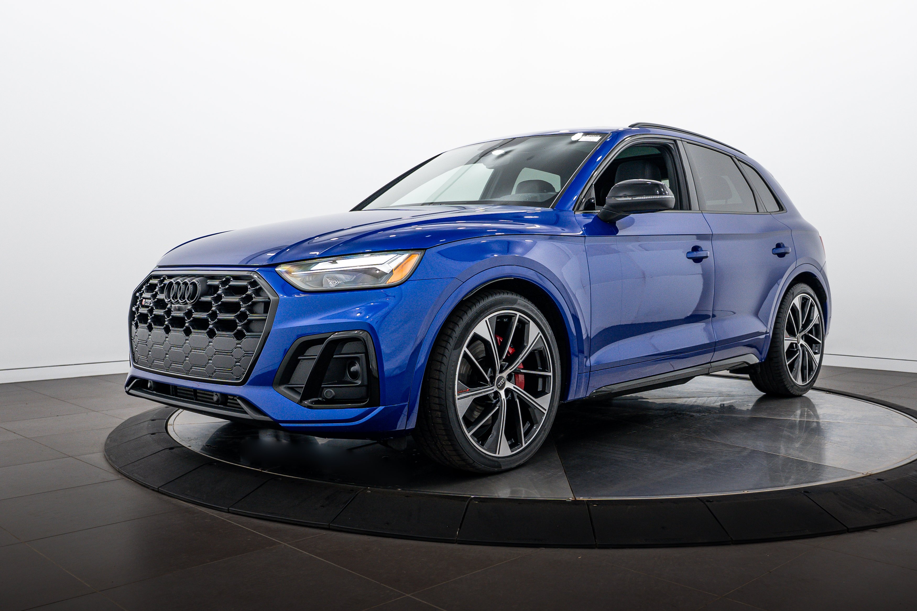 Certified Used 2024 Ultra Blue Metallic Audi Premium Plus image 7