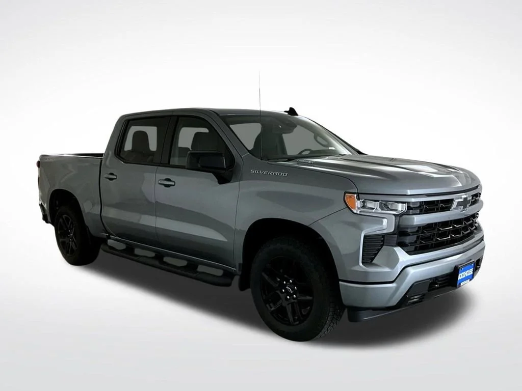 New 2026 Sterling Gray Metallic Chevrolet RST image 4