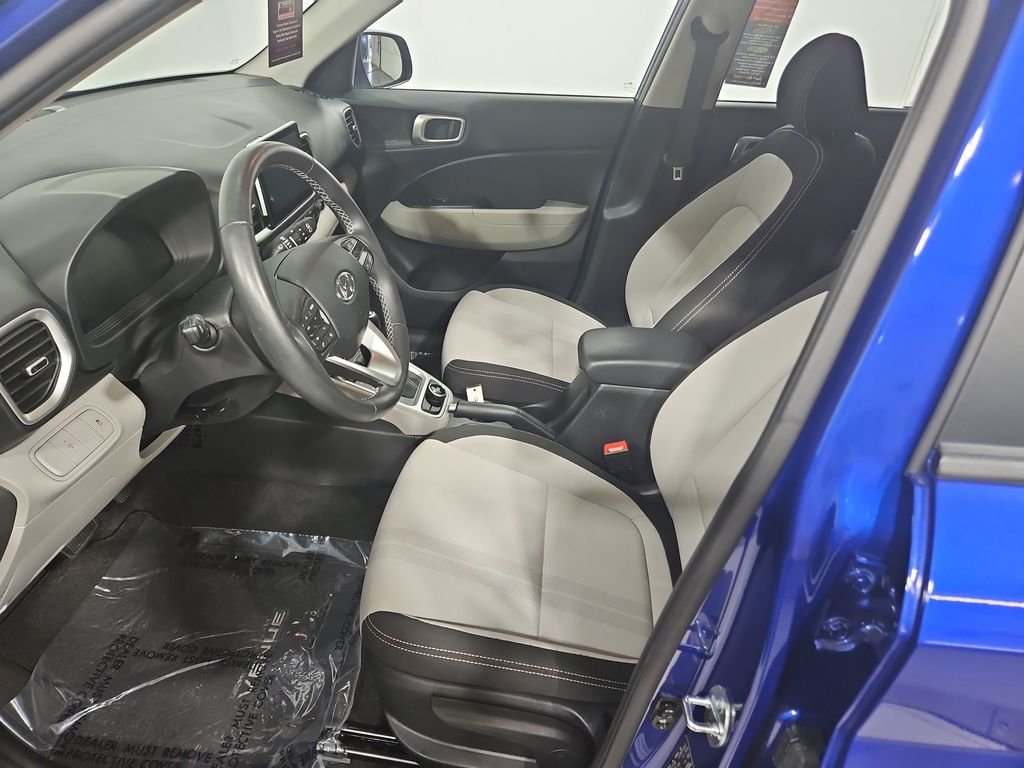 Certified Used 2025 Blue Hyundai SEL image 11