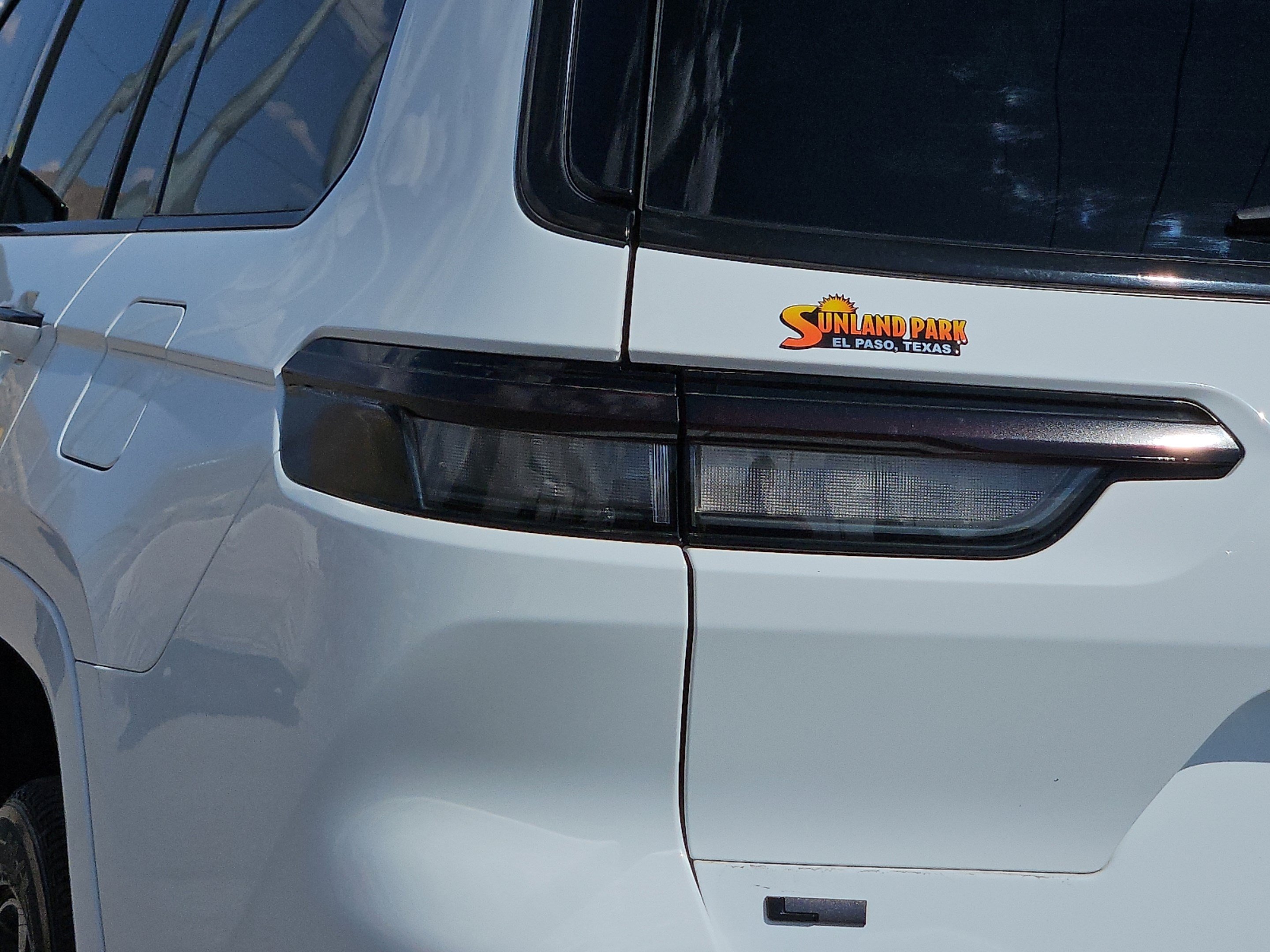 Used 2021 Bright White Clearcoat Jeep Overland image 29
