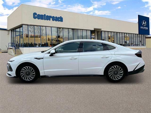 New 2024 Serenity White Hyundai SEL image 3