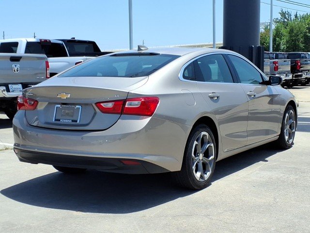 Certified Used 2024 Mineral Gray Metallic Chevrolet 1LT image 5