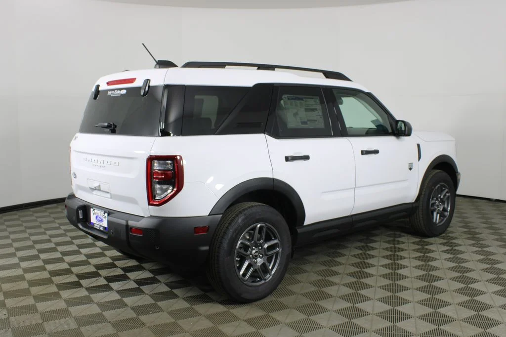 New 2026 White Ford Big Bend image 5