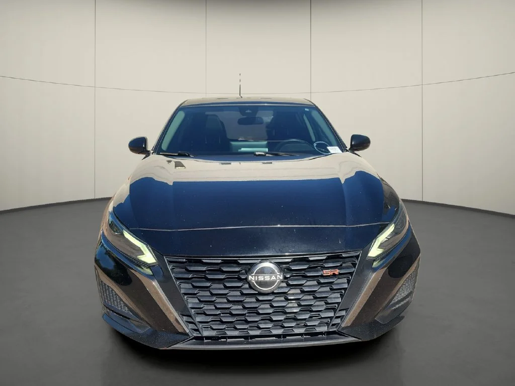 Used 2023 Black Nissan 2.5 SR image 2