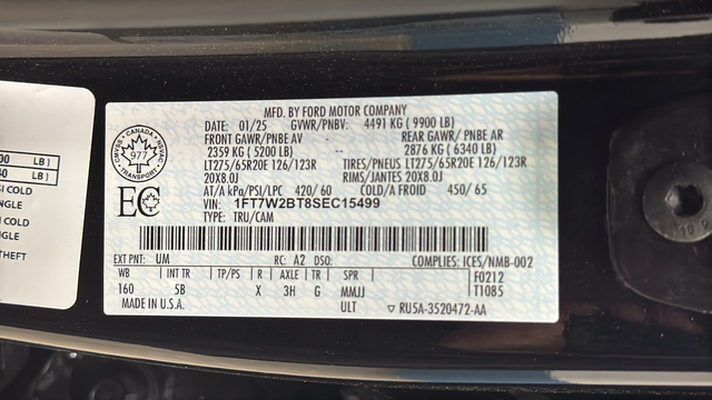 Used 2025 Agate Black Metallic Ford Lariat image 27