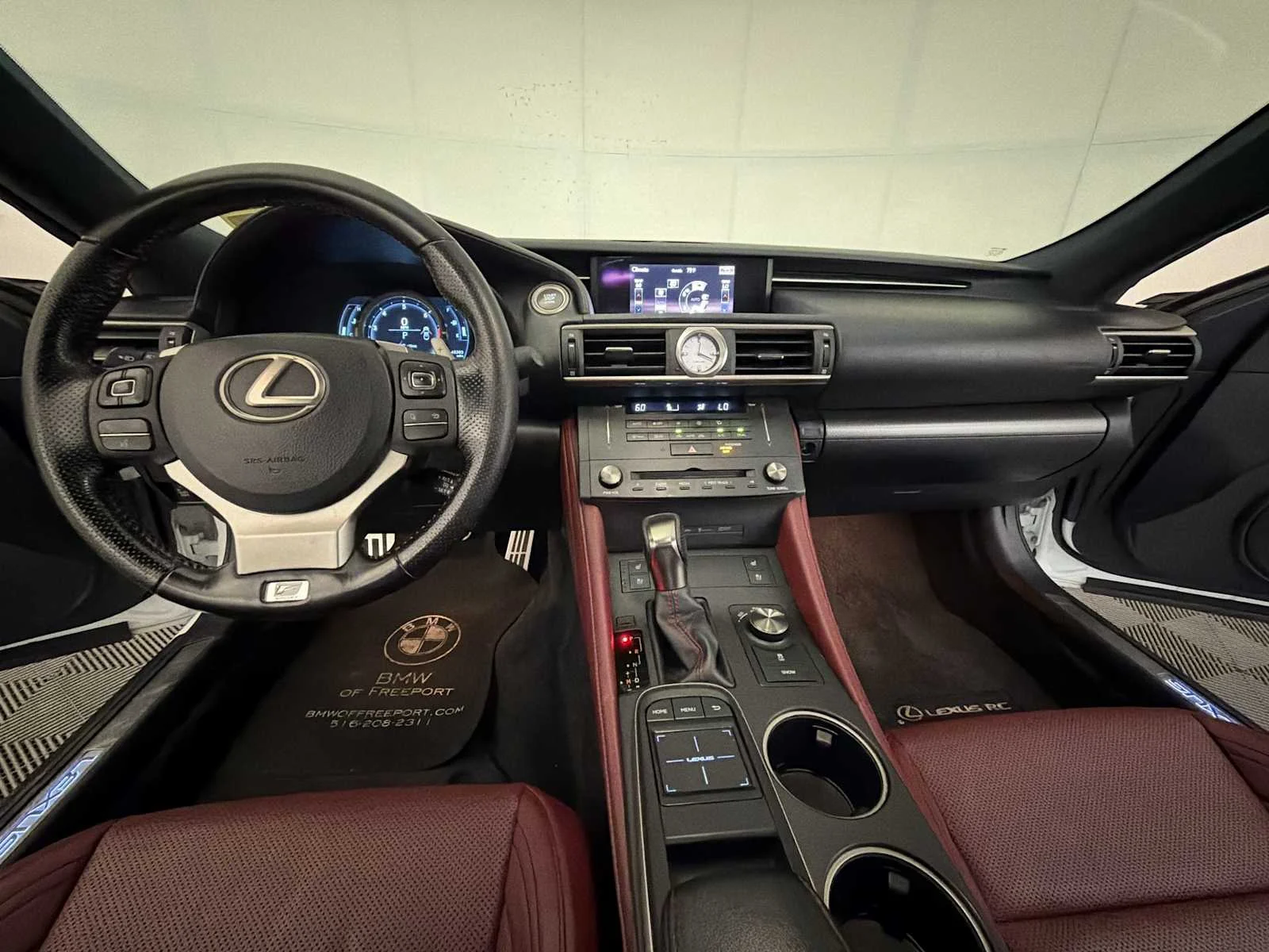 Used 2017 Ultra White Lexus  image 17