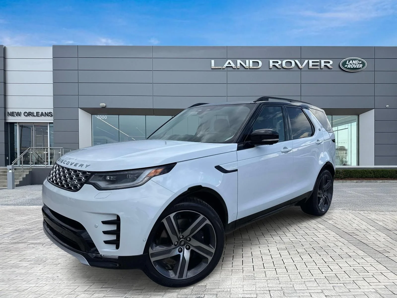 2026 Land Rover Discovery