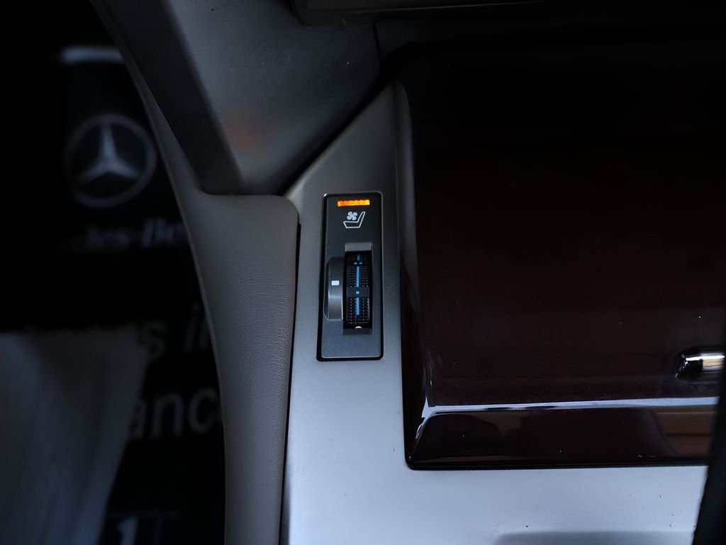 Used 2019 Nightfall Mica Lexus 460 image 25