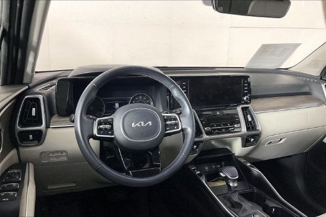 Used 2023 Gray Kia EX image 3