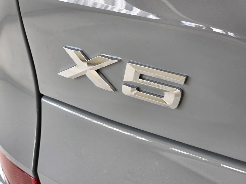 New 2026 Gray BMW sDrive40i image 6