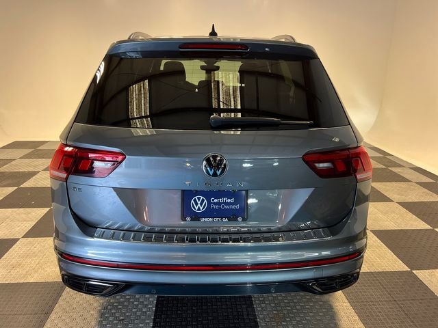 Certified Used 2023 Gray Volkswagen 2.0T SE R-Line Black image 4