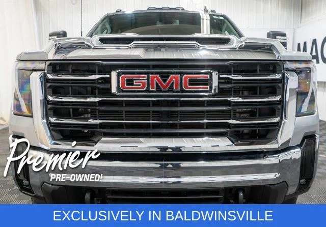 Used 2025 Silver GMC SLE image 3