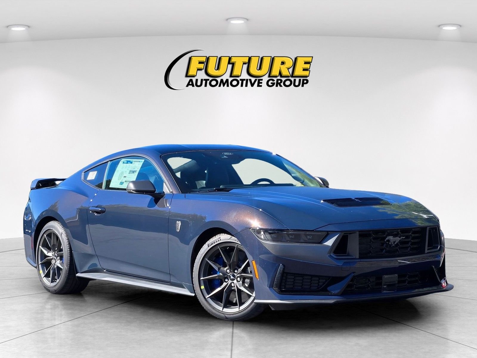 2025 Ford Mustang Dark Horse's photo