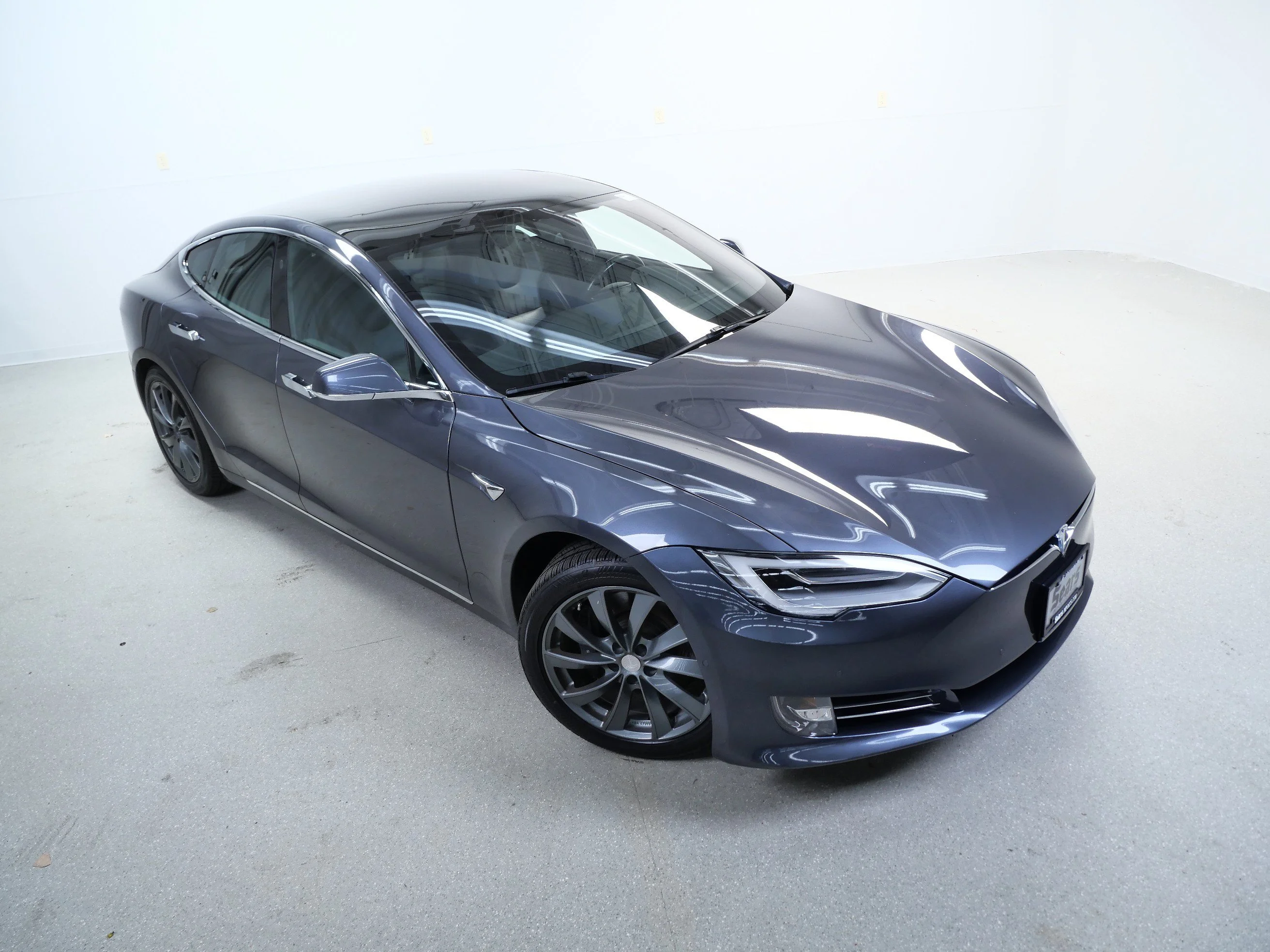 Used 2021 Midnight Silver Metallic Tesla Long Range Plus AWD *Ltd Avail* image 4