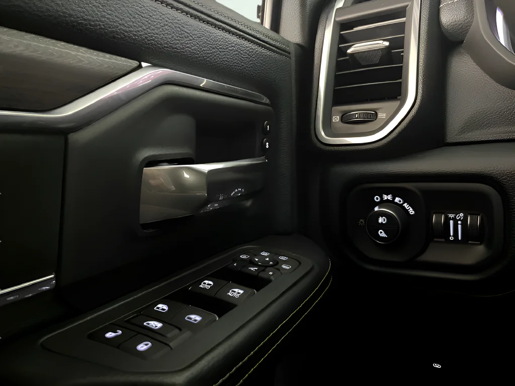 Used 2025 White Ram Laramie image 22