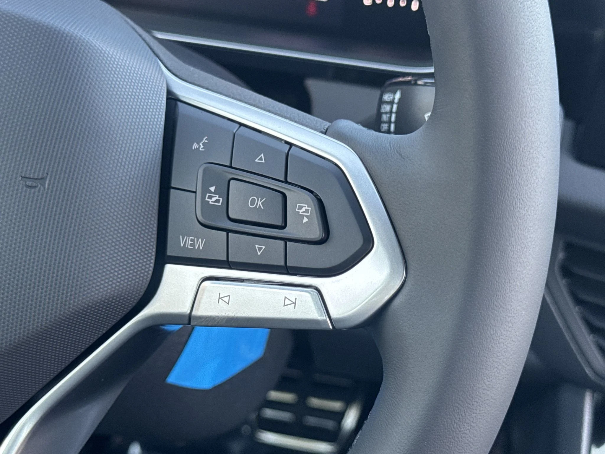New 2027 Monument Gray Volkswagen Sport image 21