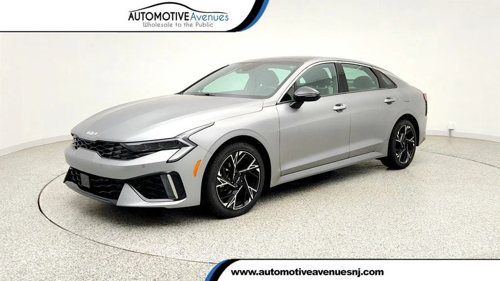 2025 Kia Optima GT-Line FWD's photo
