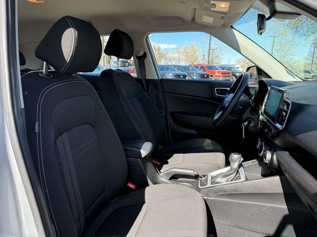 2021 Hyundai Venue SEL - Photo 19