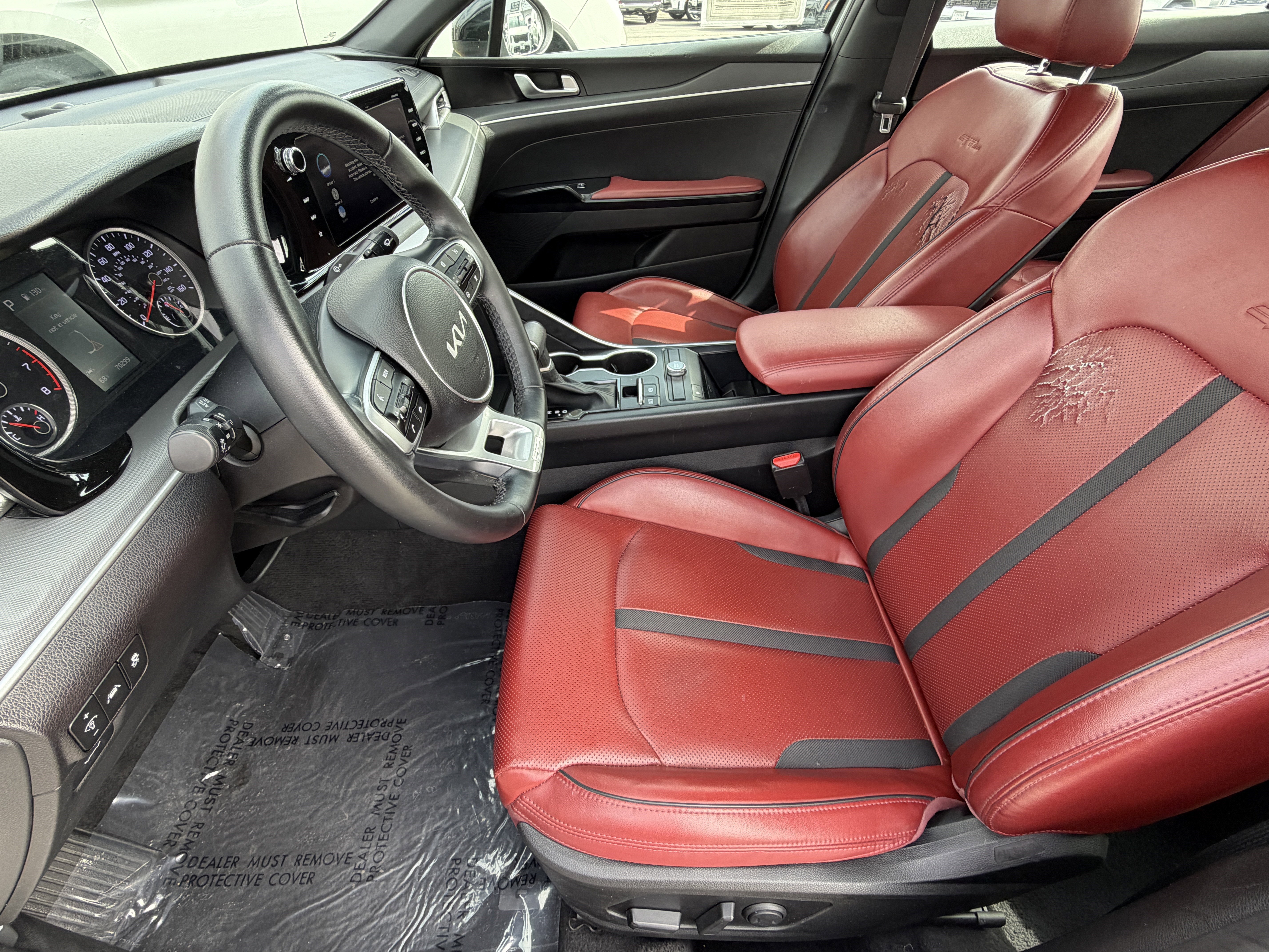 Used 2023 Wolf Gray Kia GT-Line image 15