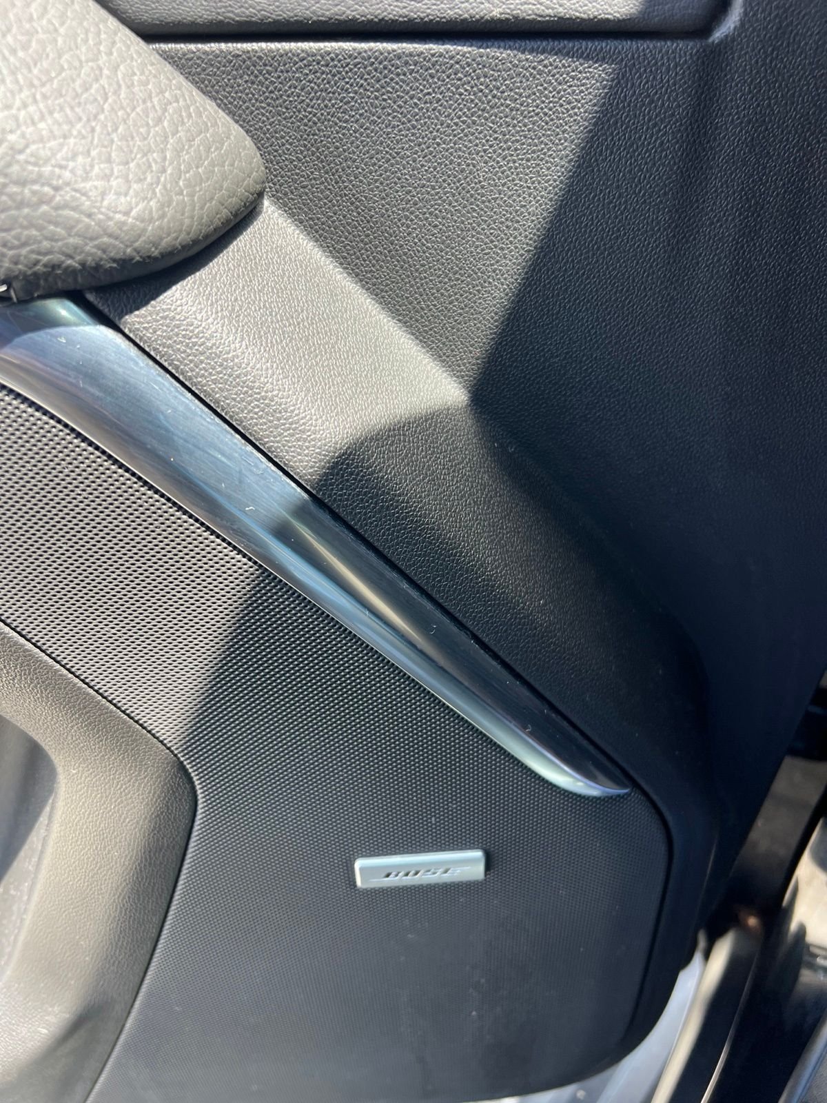 Used 2022 Black GMC Denali image 6