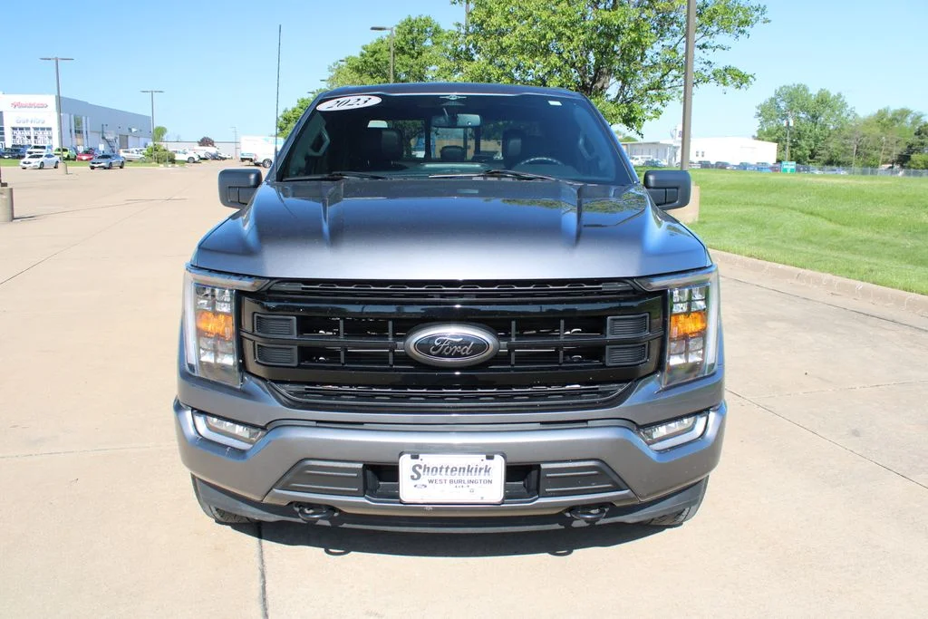 Used 2023 Gray Ford XLT image 2