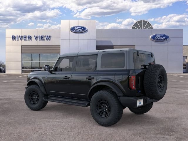 New 2026 Shadow Black Ford Outer Banks® image 4