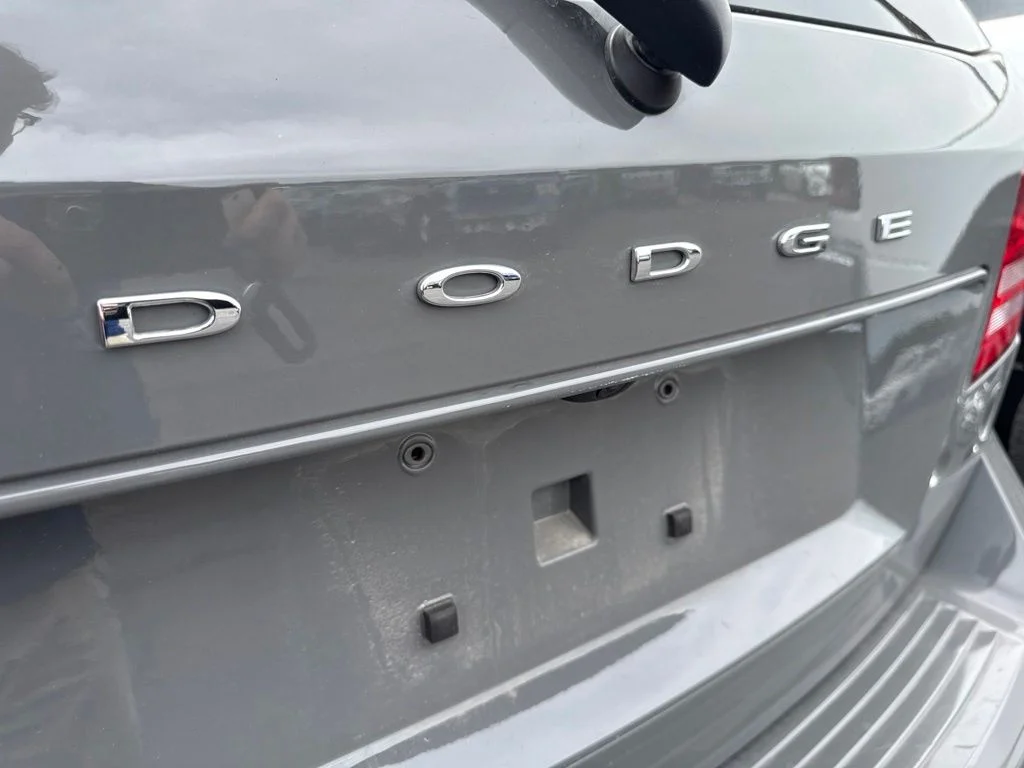 Used 2020 Gray Dodge SE image 21