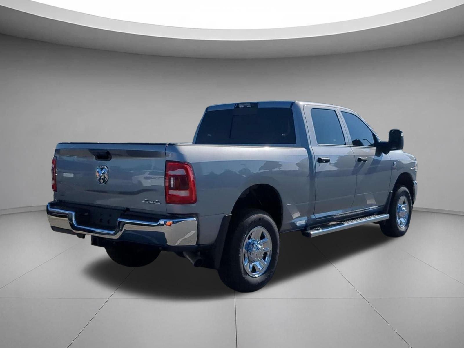 Used 2024 Billet Silver Metallic Clearcoat Ram Tradesman image 5