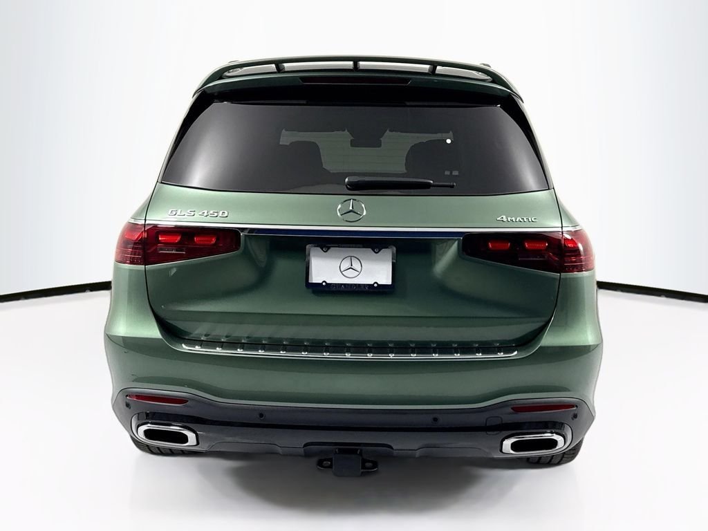 New 2026 MANUFAKTUR Ireland Mid Green Metallic Mercedes-Benz GLS 450 image 6