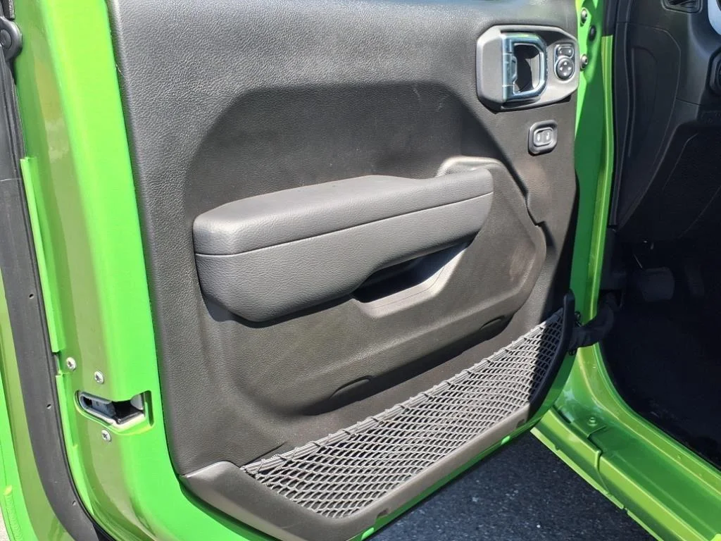 New 2025 Mojito Clear-Coat Exterior Paint Jeep Sport S image 4
