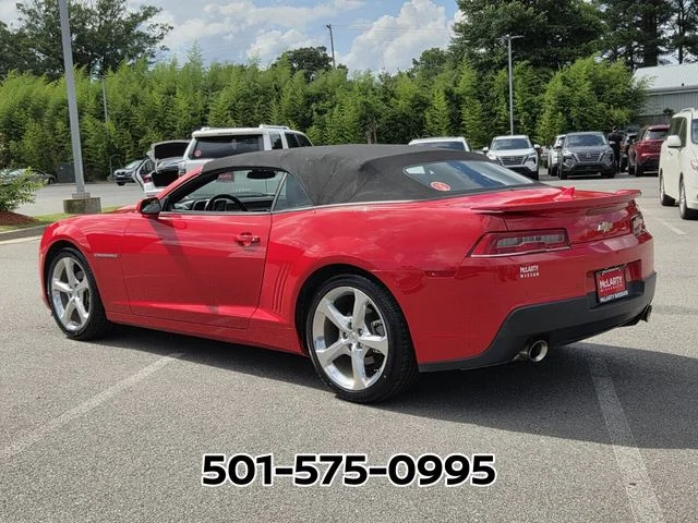 Used 2015 Red Chevrolet 2LT image 3